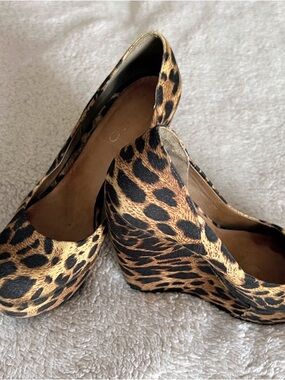 Aldo Leopard Print Wedge Heels - Tan & Black